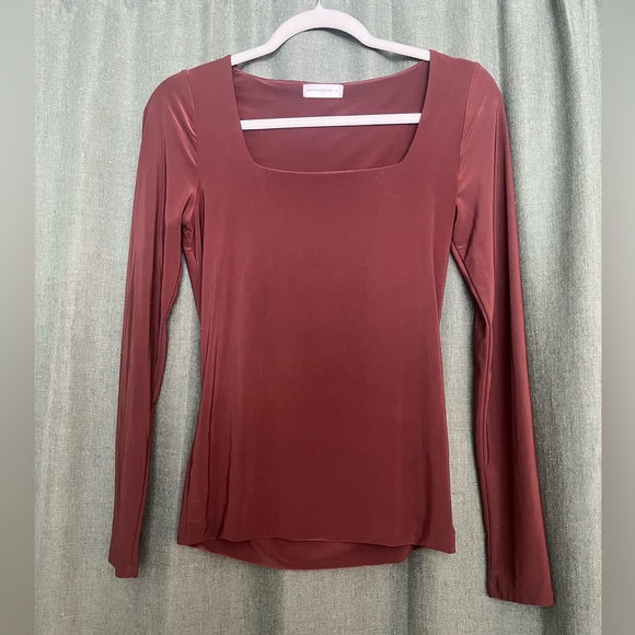 gemma & olivia Tops - Elegant Burgundy Long Sleeve Top